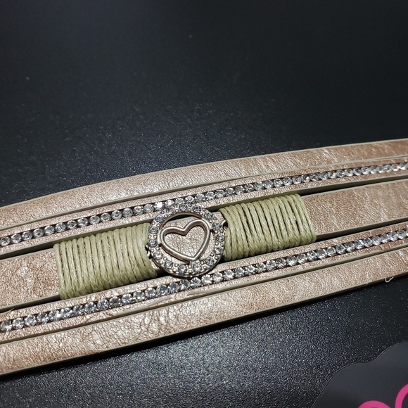 3/$15 New paparazzi it takes heart brown urban heart bracelet - Picture 2 of 8